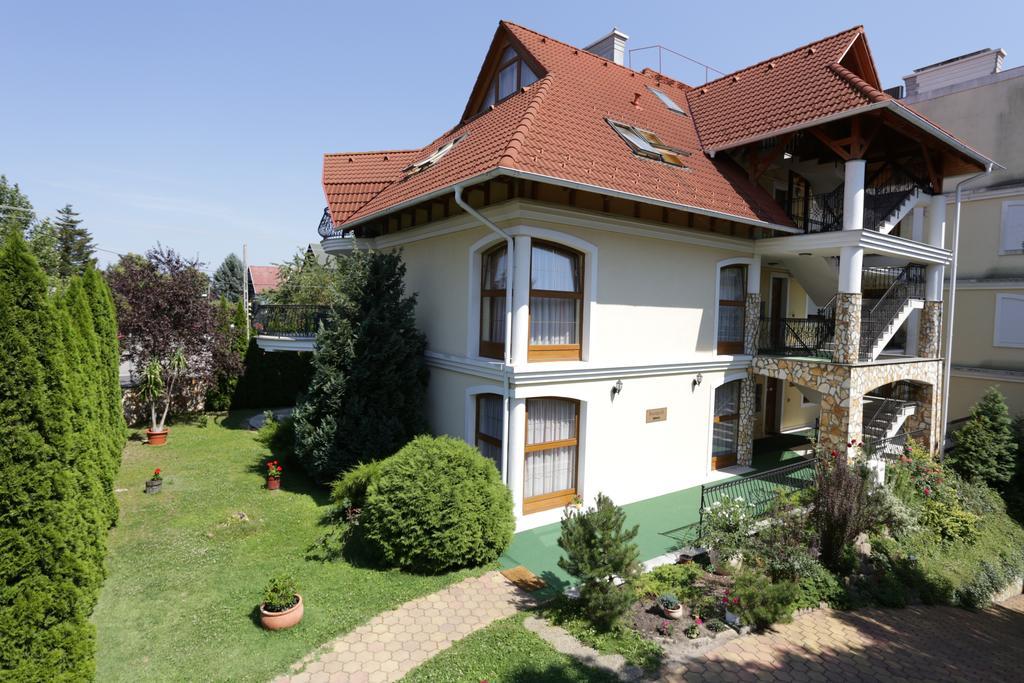 Ferienwohnung Club Unicum Hévíz Exterior foto