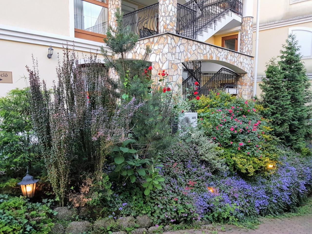 Ferienwohnung Club Unicum Hévíz Exterior foto